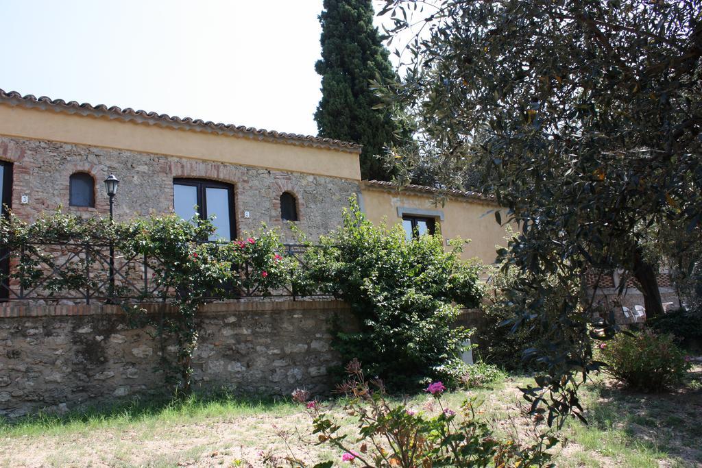 Azienda Agrituristica Biologica Il Querceto Santa Severina Ngoại thất bức ảnh
