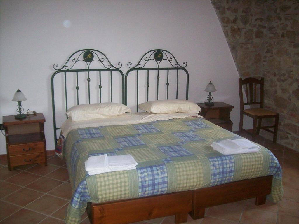 Azienda Agrituristica Biologica Il Querceto Santa Severina Ngoại thất bức ảnh